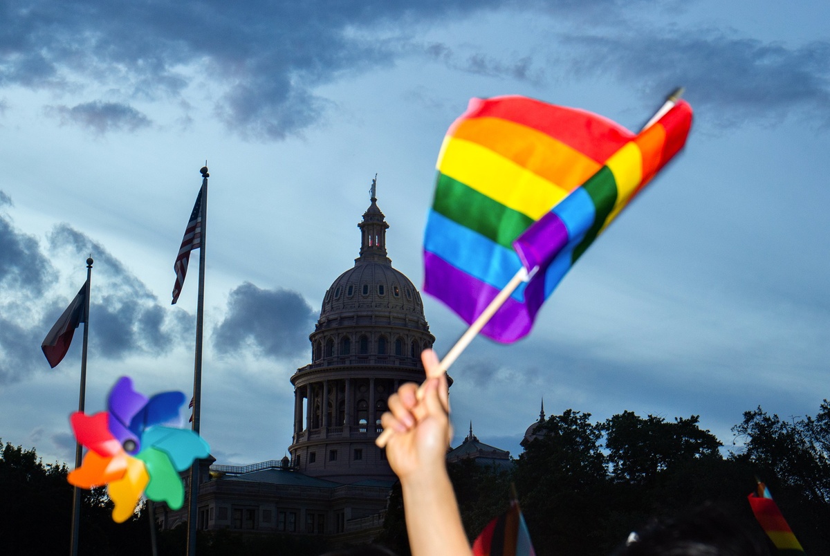 Here are the new Texas laws that will affect trans and LGBTQ+ people